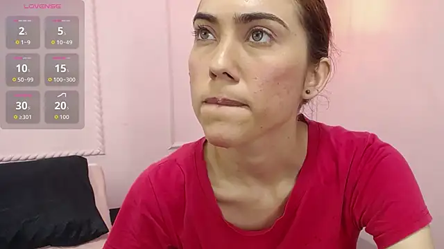 Snapshot of danna7cute chatting on October 2025 09:15:02 PM danna7cute online show from October 2025 09:15:02 PM