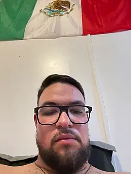 Snapshot of javier_89ER chatting on July 2026 02:01:01 AM javier 89ER online show from July 2026 02:01:01 AM