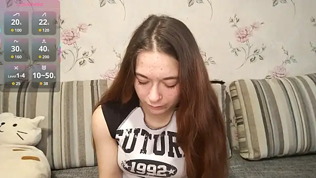 Snapshot of KissKarina chatting on October 2025 01:02:01 PM KissKarina online show from October 2025 01:02:01 PM