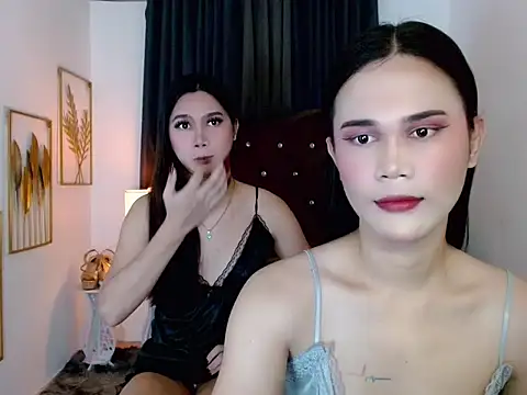 Snapshot of airyloove chatting on September 2025 11:44:01 PM airyloove online show from September 2025 11:44:01 PM