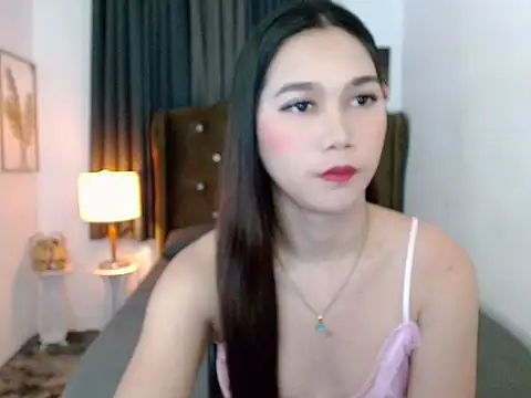 Snapshot of airyloove chatting on October 2025 11:14:01 PM airyloove online show from October 2025 11:14:01 PM