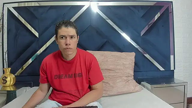 CandyandSteven online show from September 2025 02:34:02 AM
