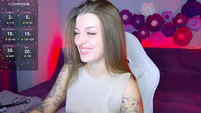 LindaBrilliant online show from October 2025 02:51:02 PM