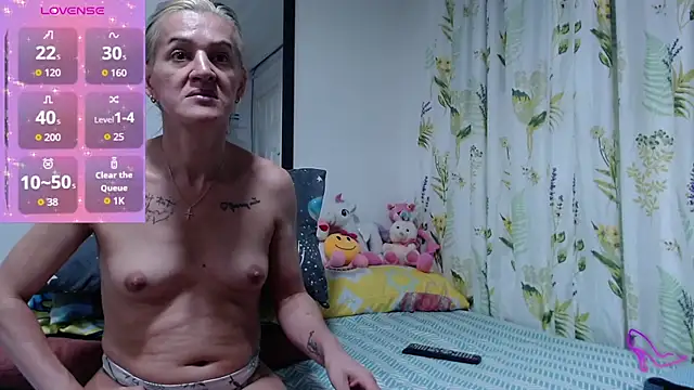 AllysonStonne online show from December 2025 10:20:01 PM