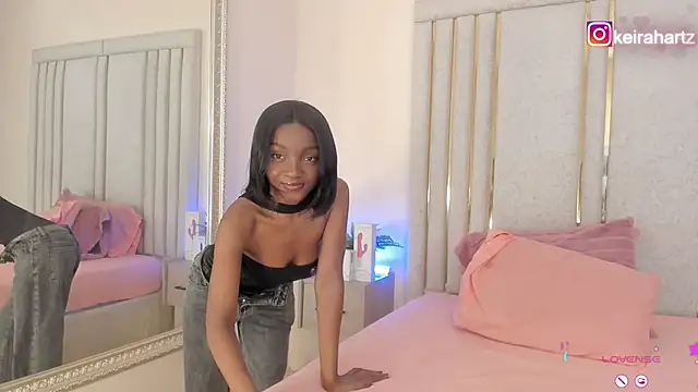 Keirahartz online show from April 2026 12:57:01 PM