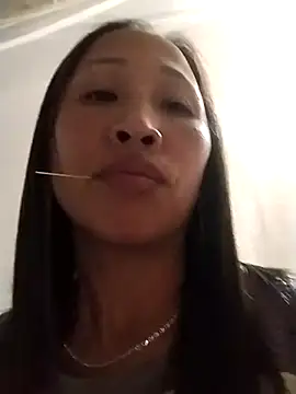 cute love00 online show from November 2025 10:15:02 AM