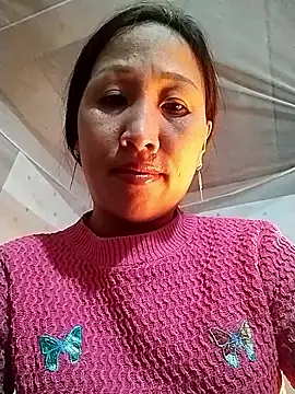 cute love00 online show from January 2026 10:42:01 AM