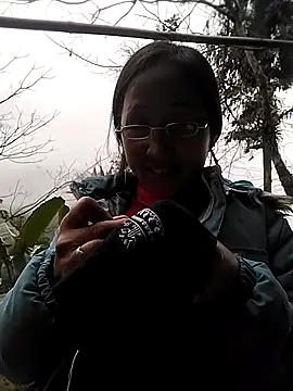 cute love00 online show from February 2026 02:00:02 AM