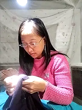 cute love00 online show from February 2026 10:33:02 AM