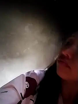 cute love00 online show from February 2026 01:52:01 AM