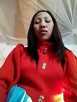 cute love00 online show from December 2025 12:59:02 PM