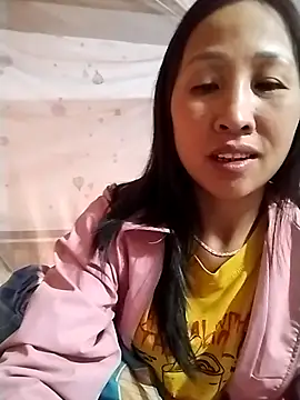 cute love00 online show from December 2025 06:45:01 AM