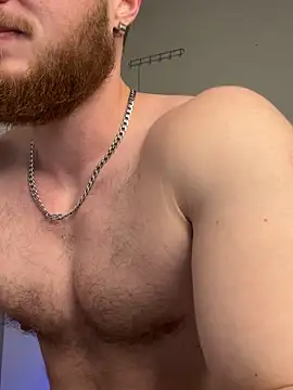 Snapshot of VictorTransMan chatting on December 2025 11:29:02 PM VictorTransMan online show from December 2025 11:29:02 PM