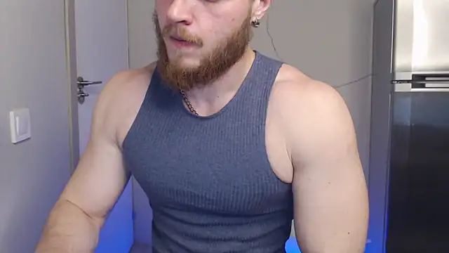 VictorTransMan online show from November 2025 10:48:01 AM