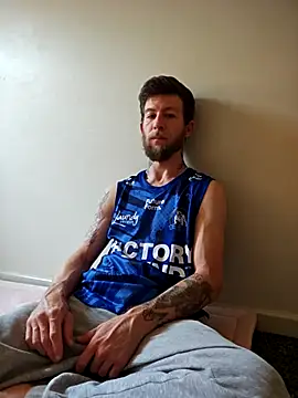 Snapshot of Couplesplay1 chatting on September 2025 02:43:02 AM Couplesplay1 online show from September 2025 02:43:02 AM