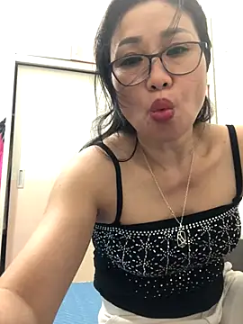 Snapshot of Vitamin_sexy chatting on October 2025 12:48:02 PM Vitamin sexy online show from October 2025 12:48:02 PM