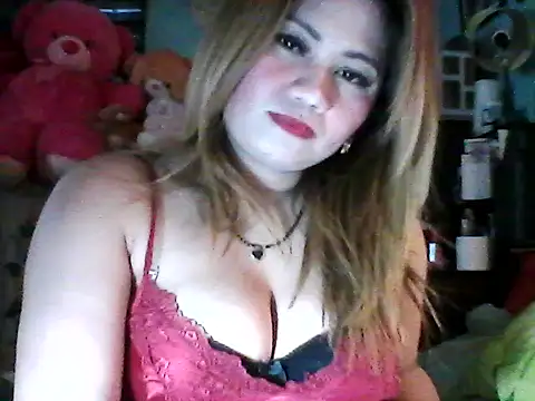 Snapshot of Miss_Heart chatting on December 2025 08:02:01 AM Miss Heart online show from December 2025 08:02:01 AM