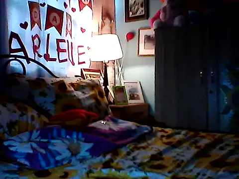 Snapshot of Miss_Heart chatting on November 2025 01:15:02 AM Miss Heart online show from November 2025 01:15:02 AM