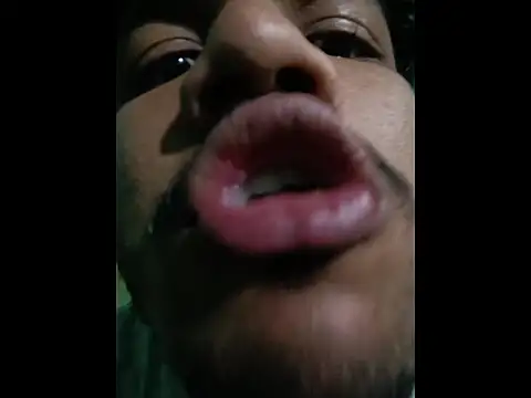 Snapshot of sexofbro chatting on October 2025 07:53:02 AM sexofbro online show from October 2025 07:53:02 AM