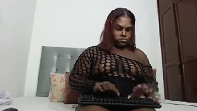 DaiishaWolf online show from November 2025 08:01:01 PM