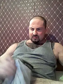Snapshot of _NEREZA_ chatting on April 2026 07:18:01 PM NEREZA online show from April 2026 07:18:01 PM