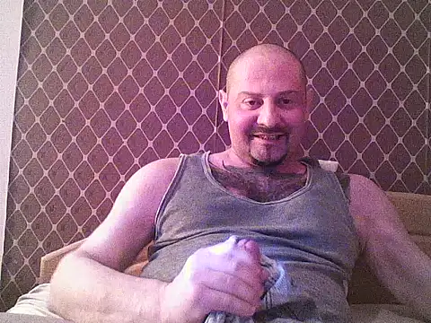 Snapshot of _NEREZA_ chatting on June 2026 04:05:01 PM NEREZA online show from June 2026 04:05:01 PM