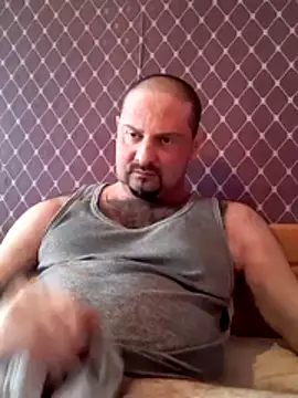 Snapshot of _NEREZA_ chatting on May 2026 04:10:01 PM NEREZA online show from May 2026 04:10:01 PM