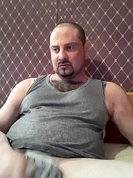 Snapshot of _NEREZA_ chatting on May 2026 04:37:01 PM NEREZA online show from May 2026 04:37:01 PM