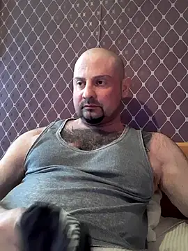 Snapshot of _NEREZA_ chatting on May 2026 04:33:01 PM NEREZA online show from May 2026 04:33:01 PM