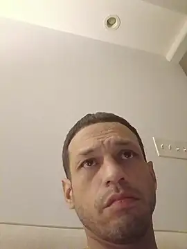 Andrez5041 online show from November 2025 06:36:01 AM