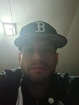 Snapshot of Andrez5041 chatting on November 2025 04:27:02 AM Andrez5041 online show from November 2025 04:27:02 AM