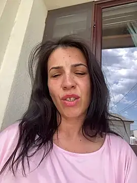 AlyaRei online show from May 2026 11:20:01 AM