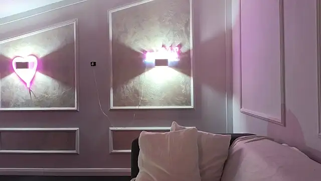 AlyaRei online show from November 2025 09:04:02 PM