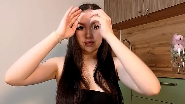 LexeeLuv online show from November 2025 03:43:01 AM