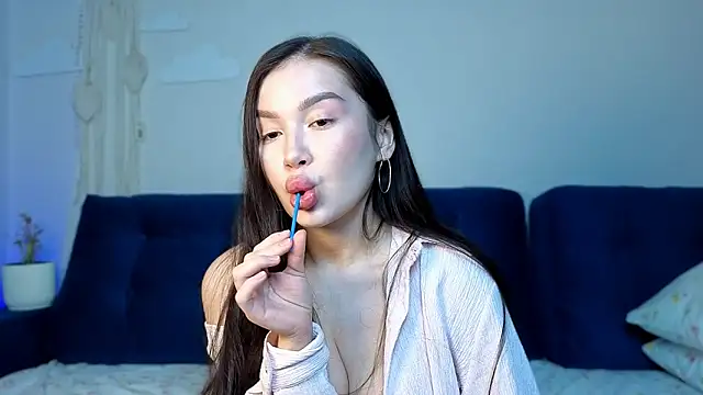 LexeeLuv online show from March 2026 10:14:01 PM