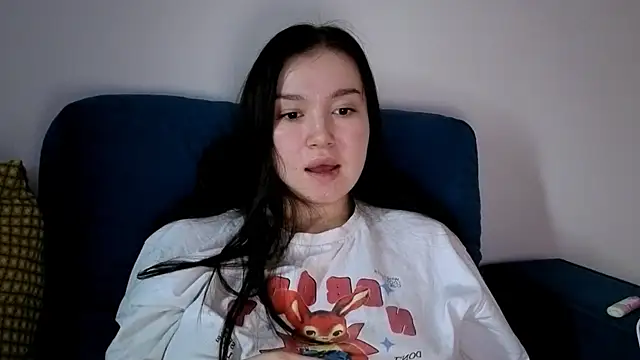 LexeeLuv online show from October 2025 03:43:01 AM