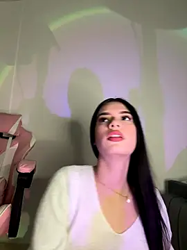 giasteele online show from December 2025 12:28:02 AM