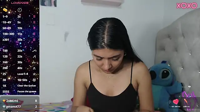 Allison 19   online show from November 2025 10:41:02 AM