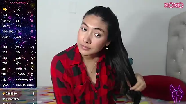 Allison 19   online show from November 2025 04:29:02 AM