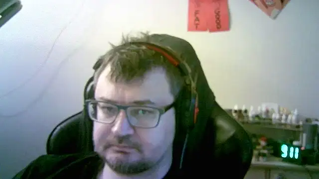 SirAbuser online show from February 2026 06:13:01 AM