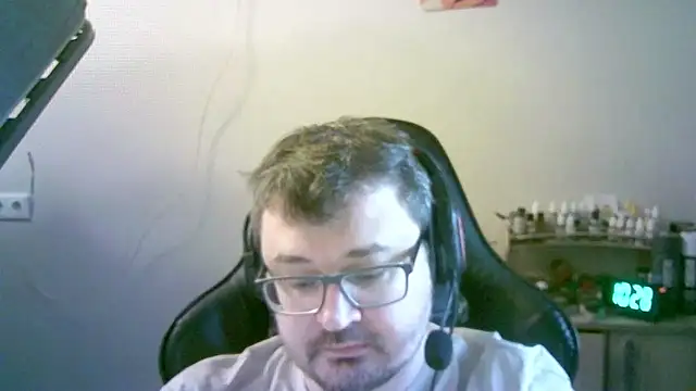 SirAbuser online show from February 2026 07:30:01 AM