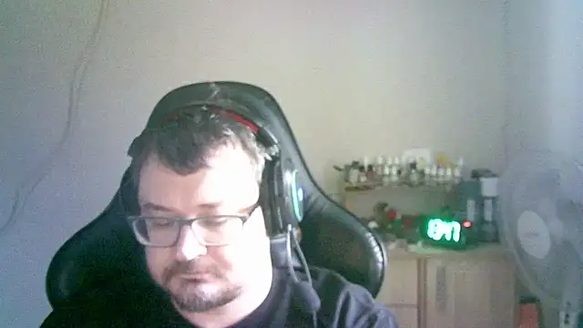 SirAbuser online show from March 2026 10:48:01 AM