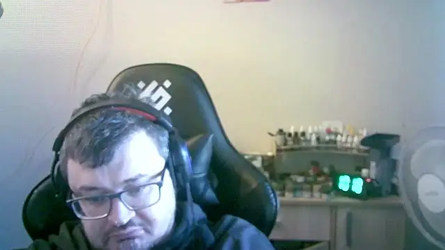 SirAbuser online show from February 2026 07:19:01 AM