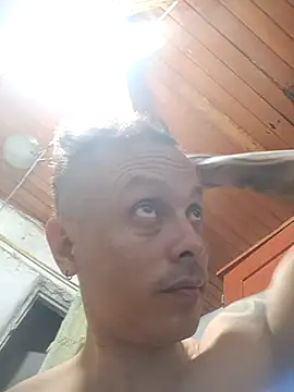 JuceAn14 online show from November 2025 05:33:02 AM