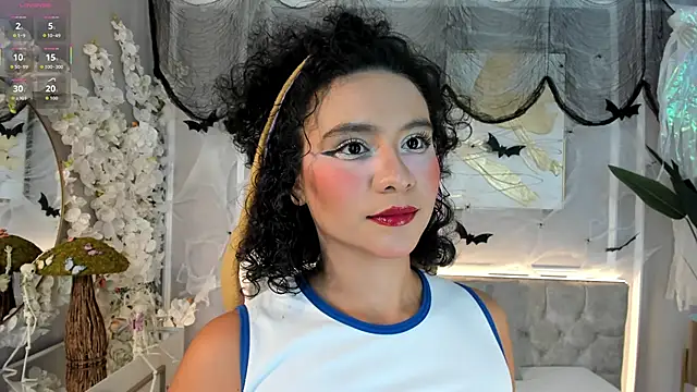 ellette   online show from October 2025 07:10:01 PM