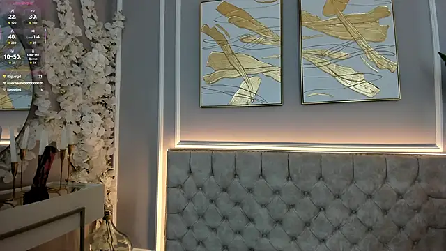 ellette   online show from September 2025 07:14:02 PM