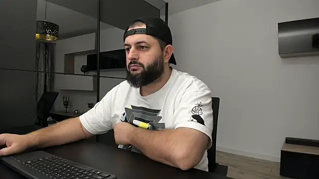 DravenPeak online show from September 2025 01:16:02 AM