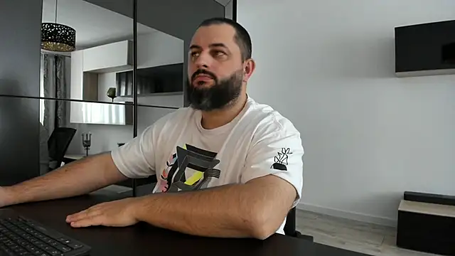 DravenPeak online show from October 2025 01:04:02 PM