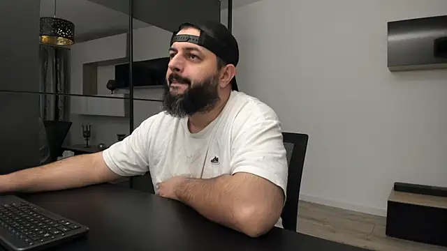DravenPeak online show from October 2025 03:24:02 PM