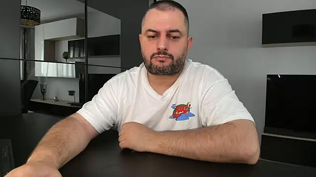 Snapshot of DravenPeak chatting on June 2026 03:42:02 PM DravenPeak online show from June 2026 03:42:02 PM